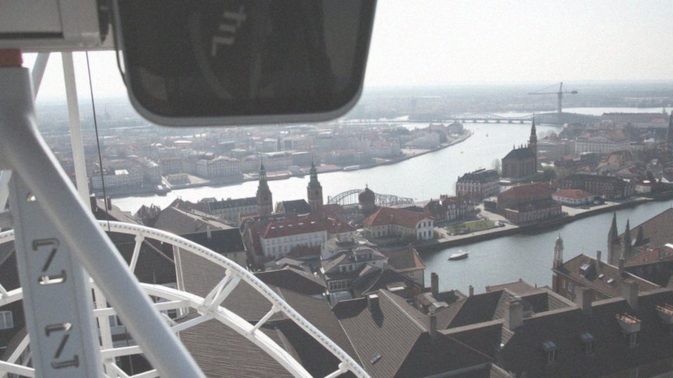 Jakie widoki zapewnia Koło Widokowe AmberSky w Gdańsku?