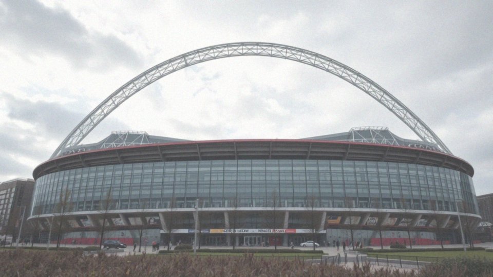 Jakie cechy wyróżniają Nowy Stadion Wembley?