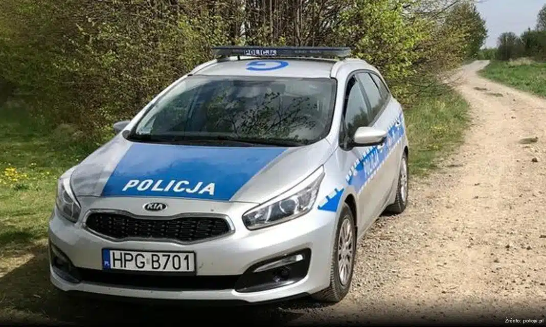 Profilaktyczne spotkania Policji i OHP z uczniami w Niepołomicach